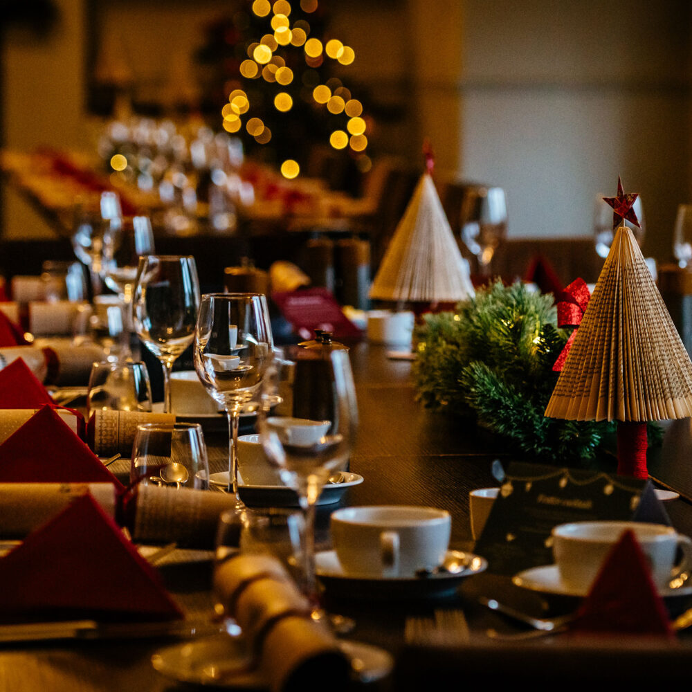 christmas-day-lunch-in-cornwall-at-the-alverton-hotel-truro-winter-wonderland-1800x1000